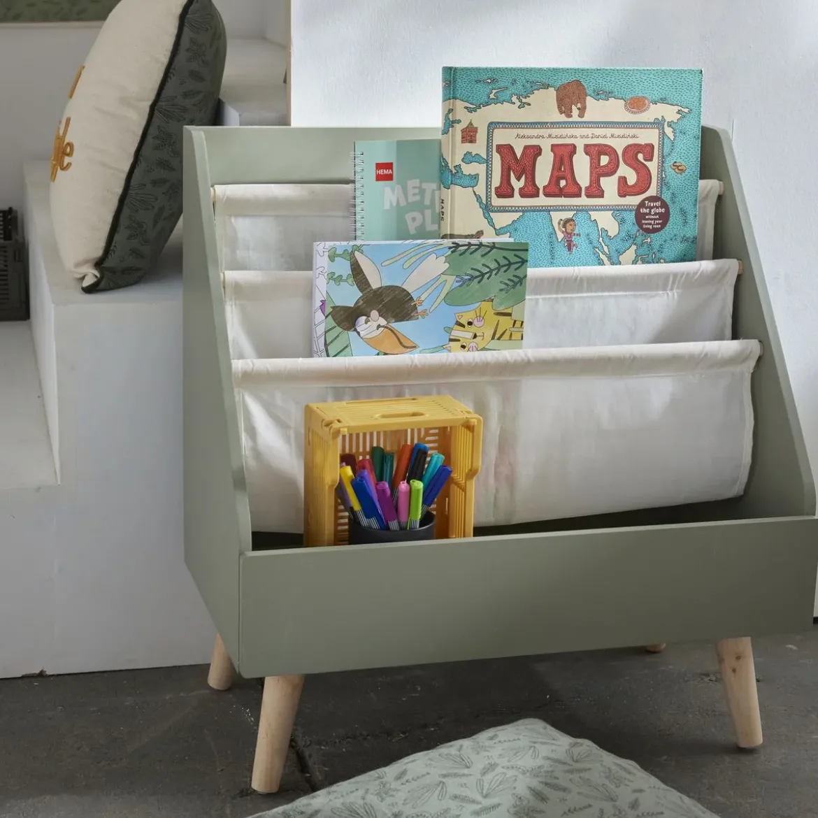 Biblioteczka dla dzieci THE KING OF THE JUNGLE, 58 x 33 x 61 cm