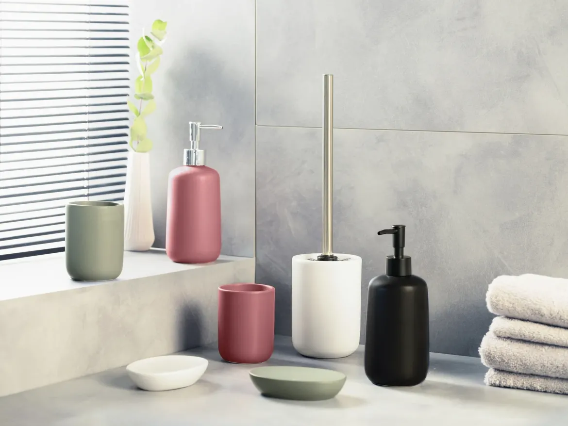 Ceramiczny dozownik do mydła OLINDA, 500 ml