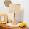 Lampa stołowa DELLA, drewniana podstawa, 42 cm
