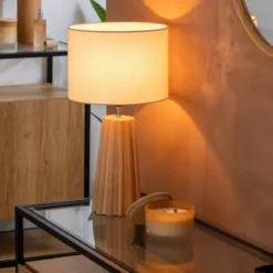 Lampka nocna ADONA na drewnianej nodze, wys. 53 cm