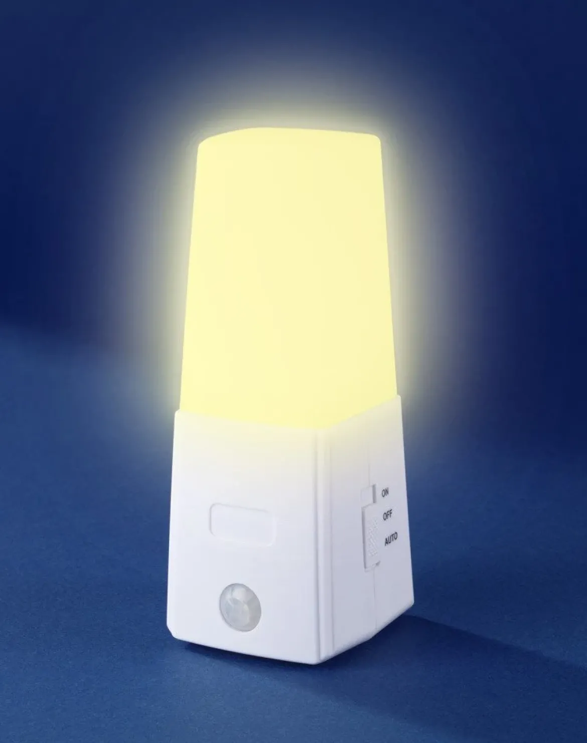 Lampka nocna LED z sensorem ruchu