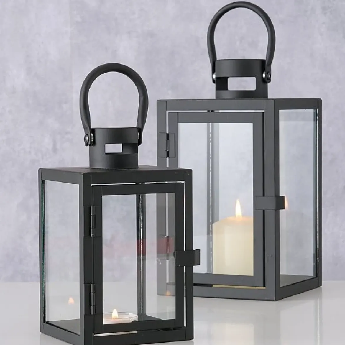Metalowy lampion ze szklaną szybą, dwa rozmiary, ARANA