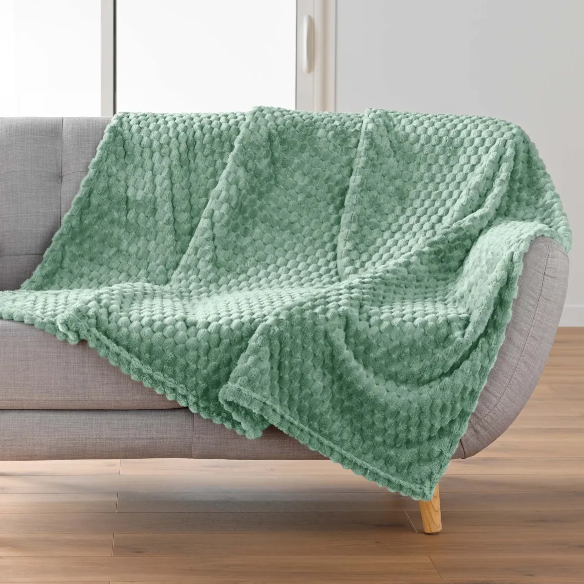 Narzuta flanelowa 125 x 150 cm FROSTY
