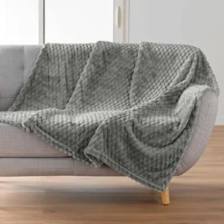 Narzuta flanelowa 125 x 150 cm FROSTY