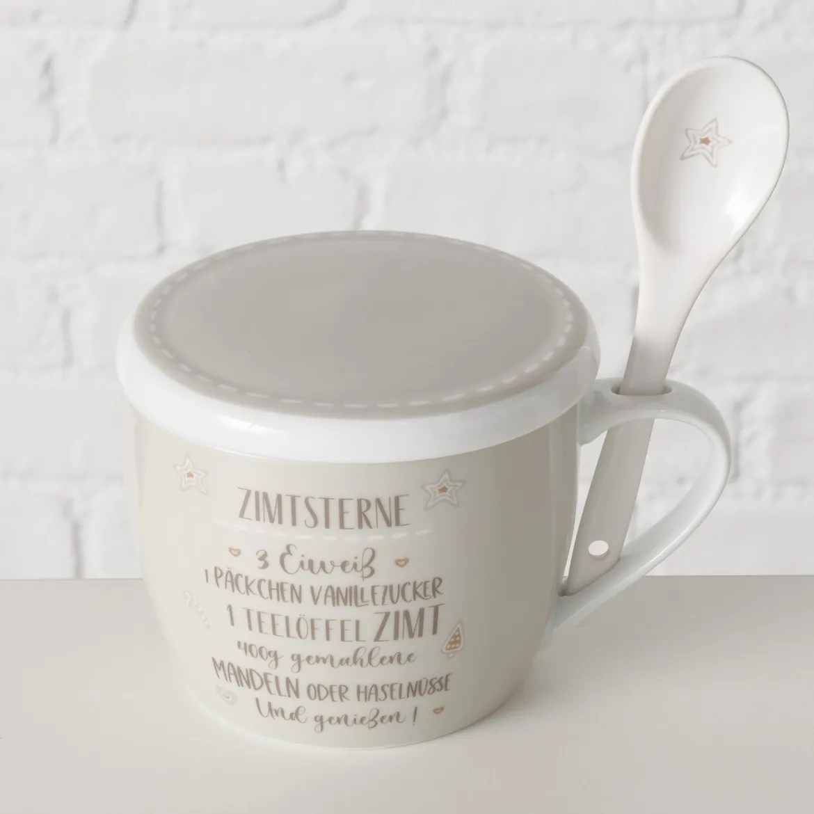 Porcelanowy kubek z pokrywką i łyżeczką, BAKERY, 600 ml