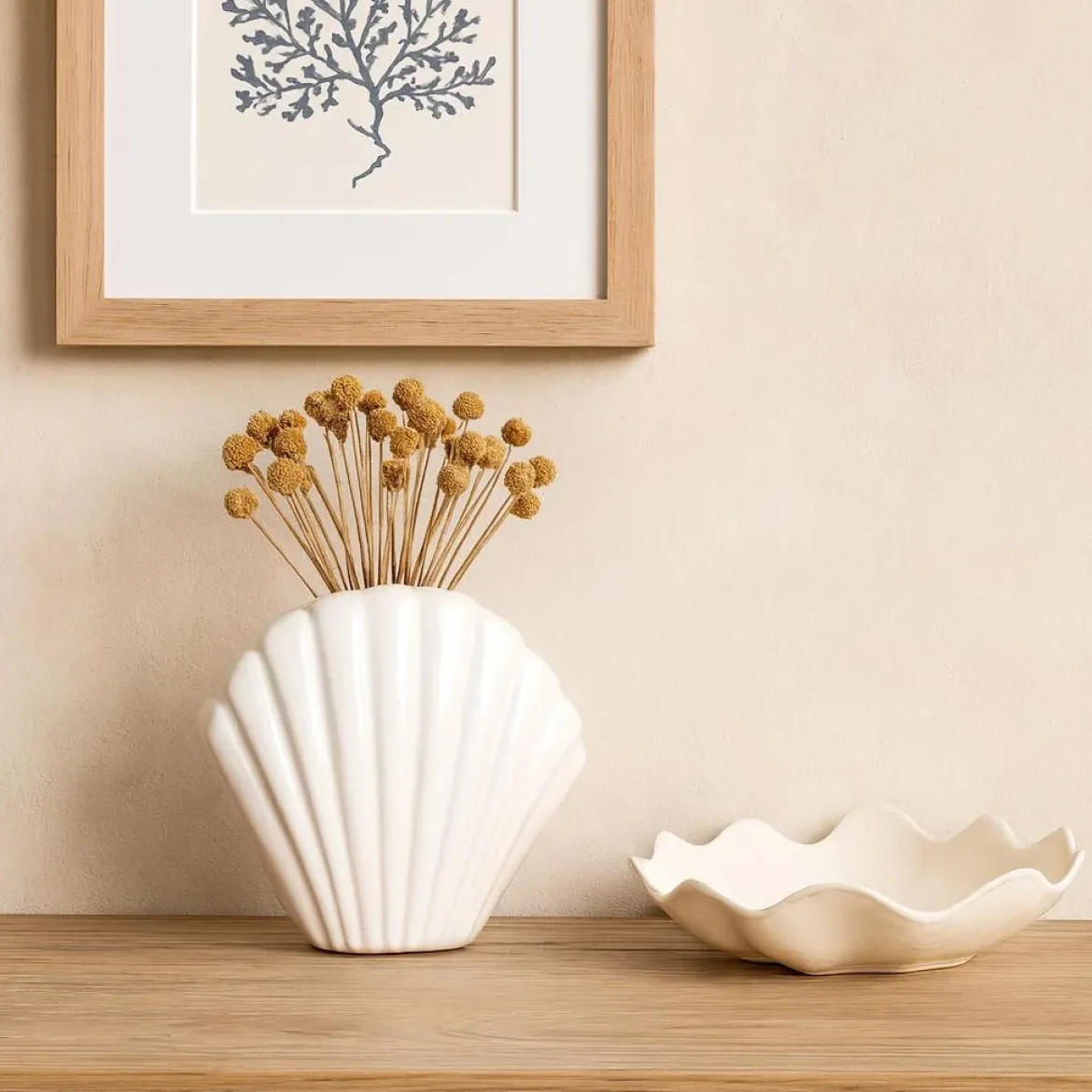 Wazon ceramiczny w kształcie muszli, kamionka, biały, 17 x 7,5 x 16,5 cm