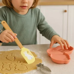 Zestaw akcesoriów do pieczenia z motywem wielkanocnym