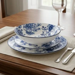 Zestaw ozdobnych talerzy z nadrukiem kwiatowym GLAMT, 18 sztuk, porcelanowych